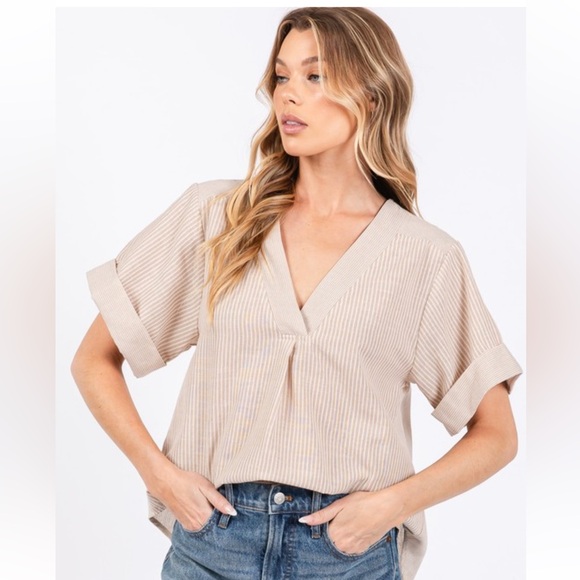 12 Boho Striped V-neck Short Sleeve Top - Picture 3 of 6